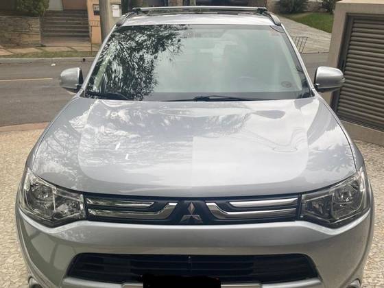 MITSUBISHI OUTLANDER 2.0 16V GASOLINA 4P AUTOMÁTICO MITSUBISHI OUTLANDER 2.0 16V GASOLINA 4P AUTOMÁTICO